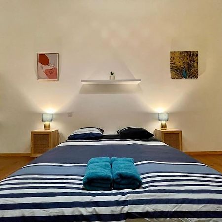 Appartement Confort - Carcassonne Centre Екстер'єр фото